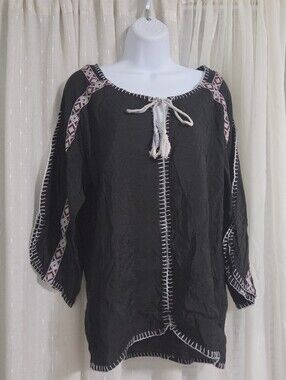 Freeway Embroidered Black Tunic Size Medium